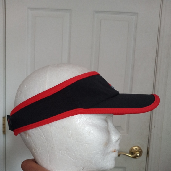 Adidas visor - Picture 2 of 3